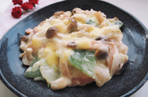 ハムとキノコのクリームパスタ風こんにゃく